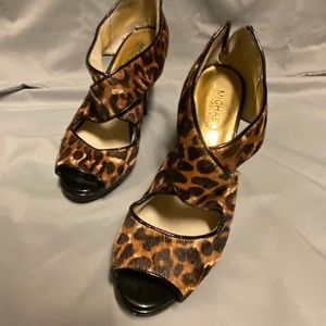 Michael Kors Leopard Print Cow Hair Platinum Heels | Sandals